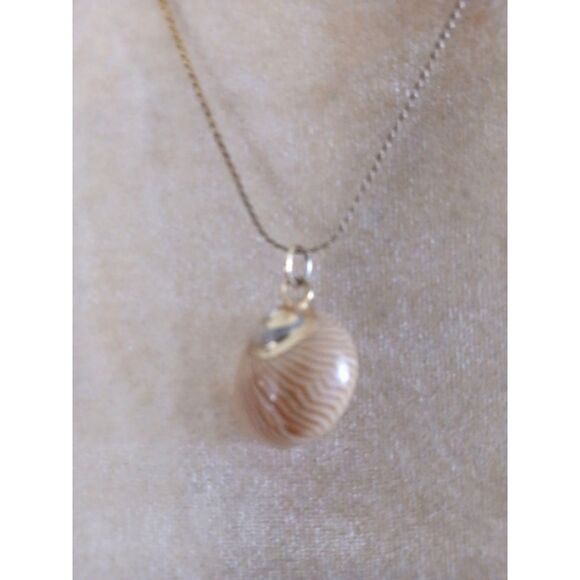 Delicate Natural Seashell 18" Pendant Necklace Beach Ocean Jewelry Gift Coastal - Picture 4 of 6